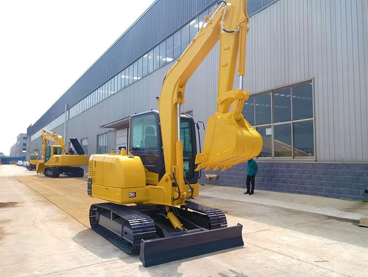 E135LC 13.5TON EXCAVATOR