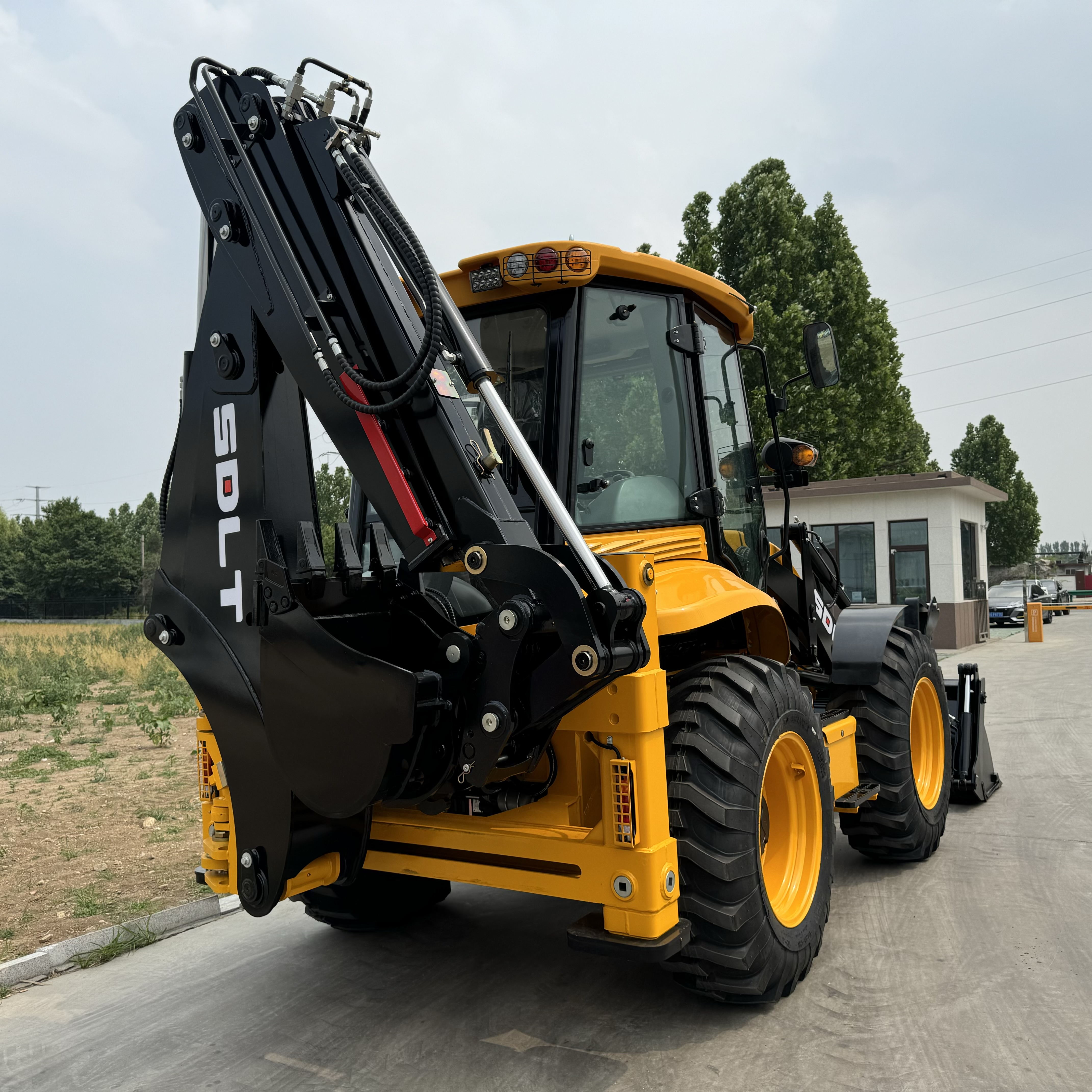 B388H JCB4CX MODEL WITH EAC